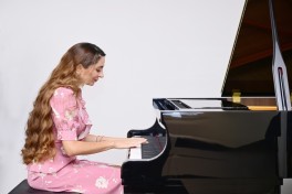 Первый вице-президент Мехрибан Алиева приняла участие в открытии школы искусств в Бильгя