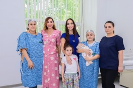 Первый вице-президент Мехрибан Алиева посетила НИИ педиатрии