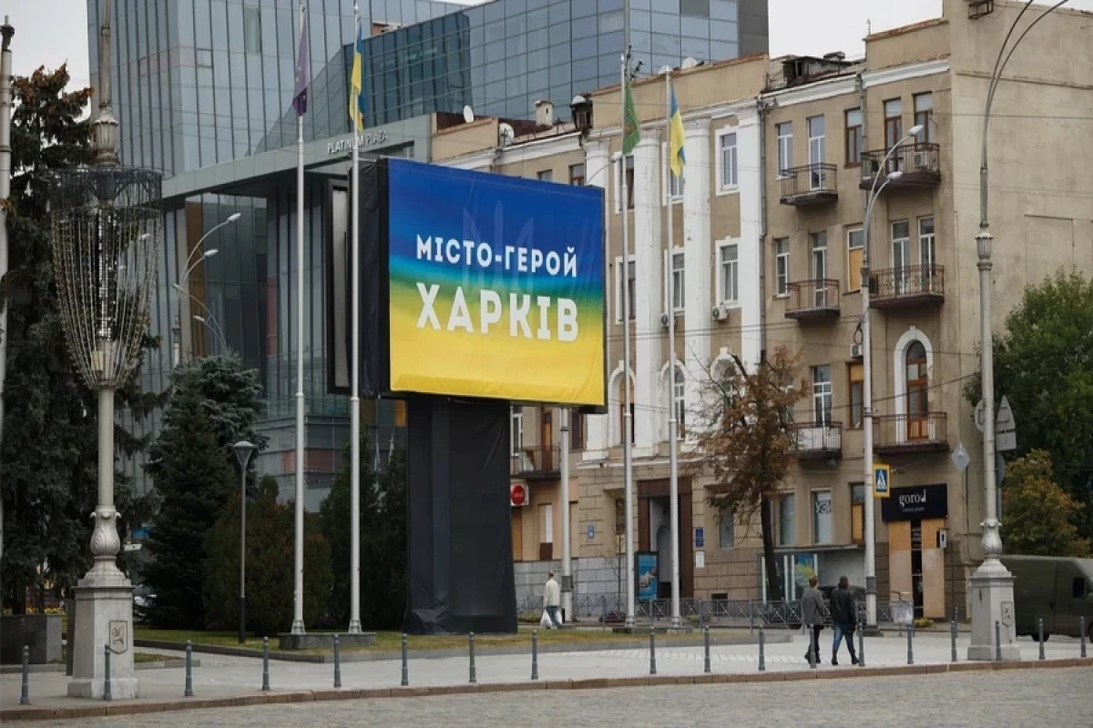 Российская армия нанесла удар беспилотником по ТЦ в Харькове: 1 человек погиб, четверо получили ранения