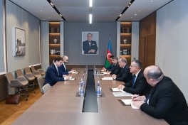 Посол Австрии вручил Джейхуну Байрамову копии верительных грамот