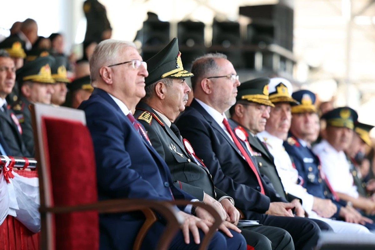 Министр обороны Азербайджана принял участие в церемониях выпуска, состоявшихся в военных училищах Турции-ФОТО 