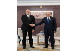В Бишкеке проходит встреча Президента Ильхама Алиева с Николом Пашиняном-ФОТО -ВИДЕО -ОБНОВЛЕНО 