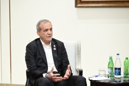 Президент Исламской Республики Иран Масуд Пезешкиан