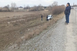 В Уджарском районе столкнулись грузовой и легковой автомобили, есть пострадавший -ФОТО 