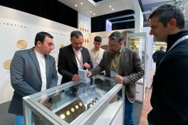 «AzerGold» представила Азербайджан на Всемирной выставке монет-ФОТО 