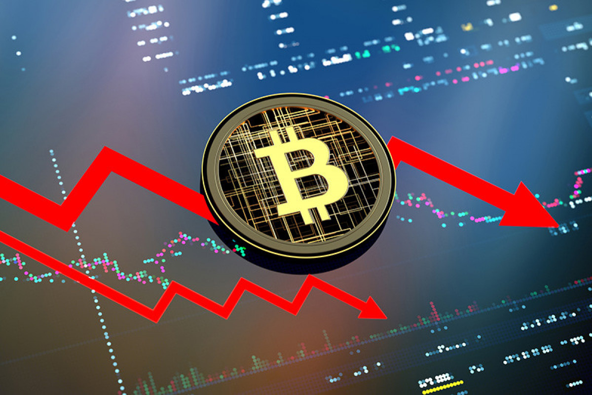 Курсы биткойна и Ethereum упали более чем на 10%
