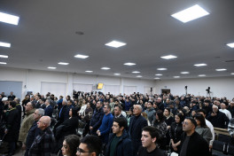 Зачитан приговор Араику Арутюняну, Аркадию Гукасяну, Бако Саакяну, Давиту Ишханяну, Давиду Бабаяну, Левону Мнацаканяну и другим -ОБНОВЛЕНО 