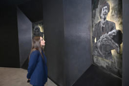Лейла Алиева и Алена Алиева посетили Гянджинский мемориальный комплекс и семью Национального героя Натигa Гасымова