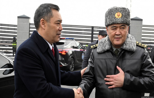 Садыр Жапаров, Камчыбек Ташиев