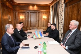 Президент Ильхам Алиев встретился в Мюнхене с Президентом Украины Владимиром Зеленским -ОБНОВЛЕНО 