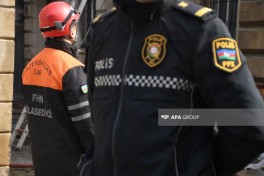 Пожар в здании в центре Баку потушен, жильцы эвакуированы, есть пострадавшая -ФОТО-ВИДЕО-ОБНОВЛЕНО-6 