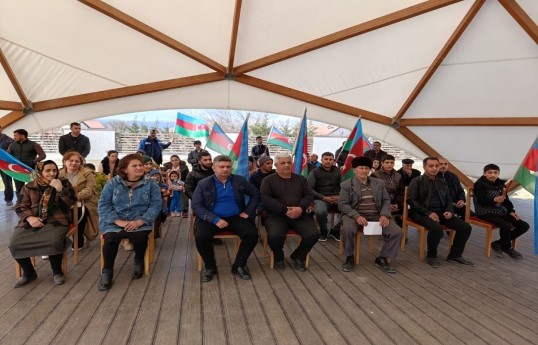 В село Ханабад Ходжалинского района прибыла очередная группа переселенцев-ФОТО 