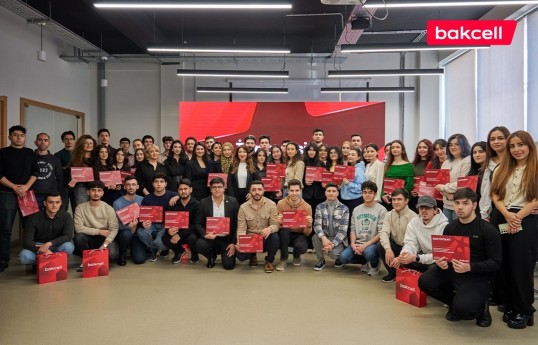 Bakcell и Peerstack Academy запустили проект «The Tech Builders»