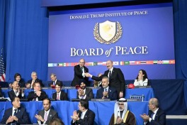 первое заседание Совета мира в Вашингтоне