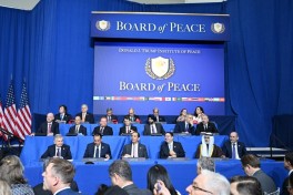первое заседание Совета мира в Вашингтоне