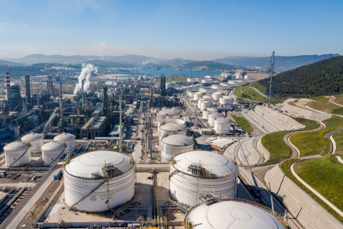 НПЗ SOCAR в Турции начал сокращать закупки российской нефти
