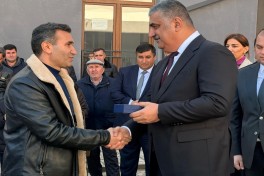 В Ходжавенд прибыли первые переселенцы, им вручены ключи от домов -ОБНОВЛЕНО-1-ФОТО 