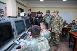 Руководство Минобороны Азербайджана проверило деятельность подразделений ПВО