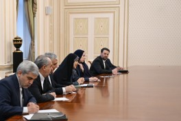 Президент Азербайджана принял делегацию во главе с министром дорог и городского развития Ирана