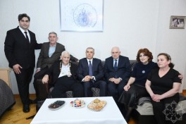 Самир Нуриев вручил Нариману Гасанзаде орден «Гейдар Алиев»
