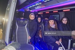В село Хоровлу Джабраильского района прибыла очередная группа переселенцев, им вручены ключи от домов-ФОТО-ОБНОВЛЕНО-1 