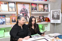 Лейла Алиева посетила семью Героя Отечественной войны Шахина Аллахъярова