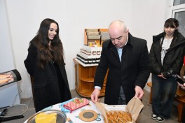 Лейла Алиева побывала в гостях у семьи пчеловода в Губе-ФОТО 