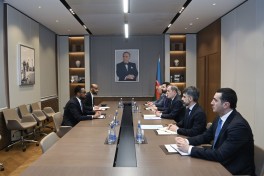 Посол Сомали вручил копии своих верительных грамот главе МИД Азербайджана