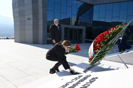 Президент Азербайджана принял участие в открытии Мемориала жертвам Ходжалинского геноцида -ФОТО-ВИДЕО-ОБНОВЛЕНО-3 