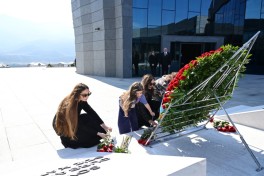 Президент Азербайджана принял участие в открытии Мемориала жертвам Ходжалинского геноцида -ФОТО-ВИДЕО-ОБНОВЛЕНО-3 