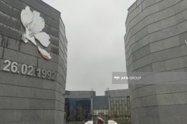 Организован медиа-тур к Мемориалу жертвам Ходжалинского геноцида-ФОТО 