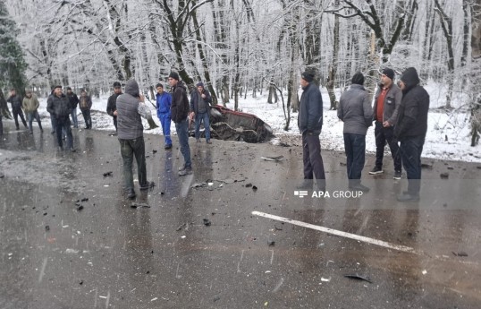 В Исмаиллы произошло цепное ДТП, погибли 2 человека