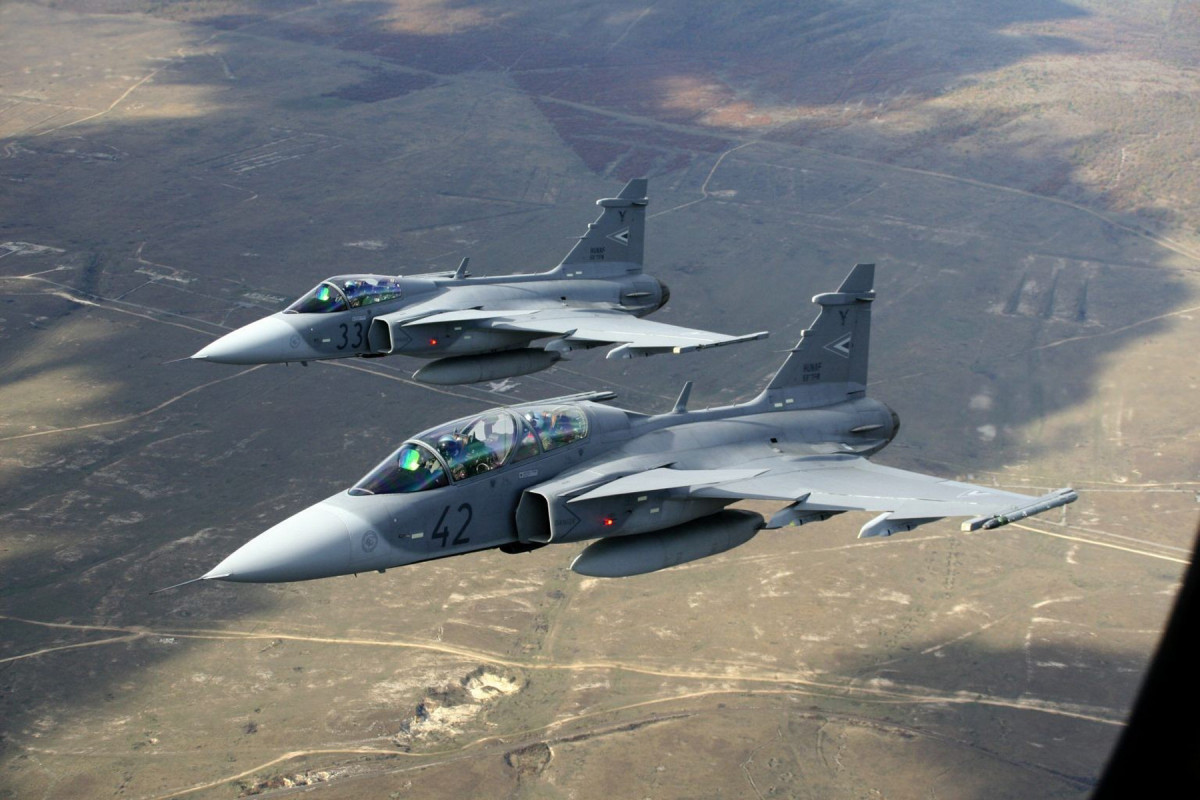 Швеция направит в Украину самолеты Gripen после достижения мира