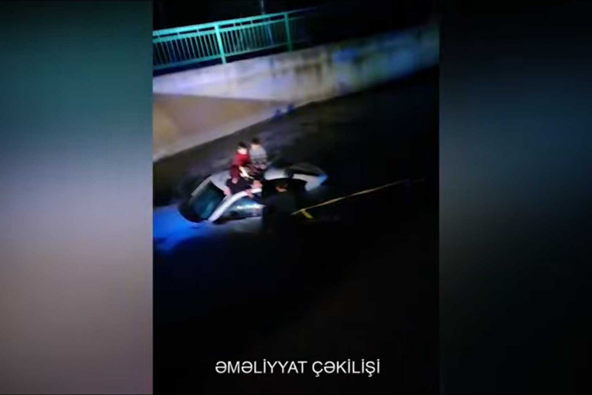 В Бейлагане из упавшего в канал автомобиля спасены 4 человека, 2 из которых дети-ВИДЕО -ОБНОВЛЕНО 