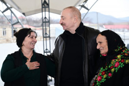 Президент Ильхам Алиев встретился с жителями сел Ашагы Оратаг, Чылдыран, Хейвалы и Чапар Агдеринского района-ОБНОВЛЕНО 