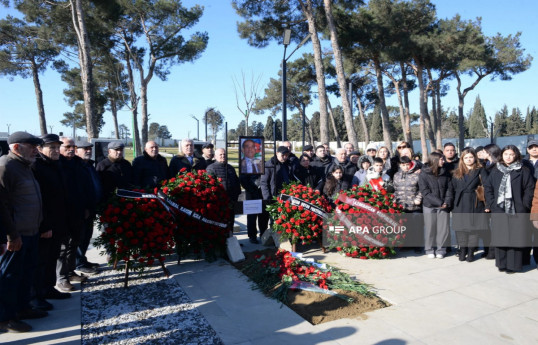 Национальный герой Шахин Тагиев похоронен на Военном мемориальном кладбище-ФОТО 