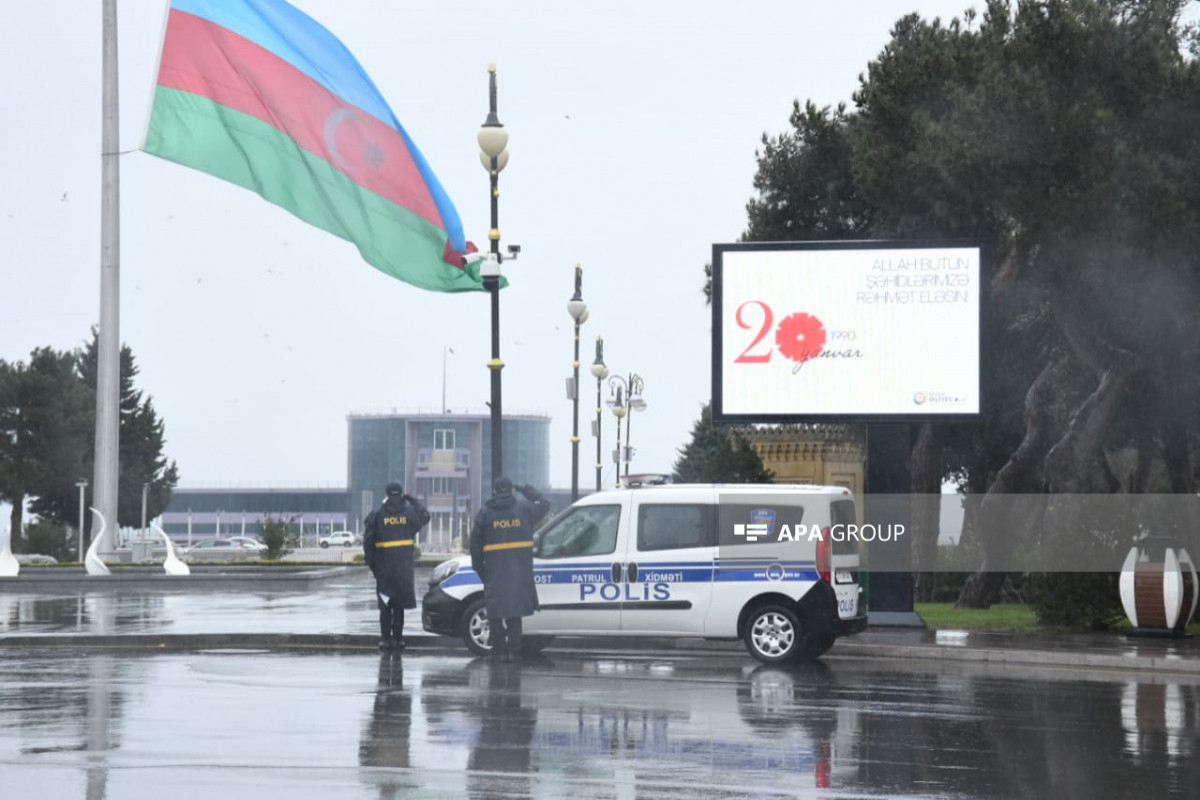 В Азербайджане минутой молчания почтили память шехидов 20 Января-ФОТО 