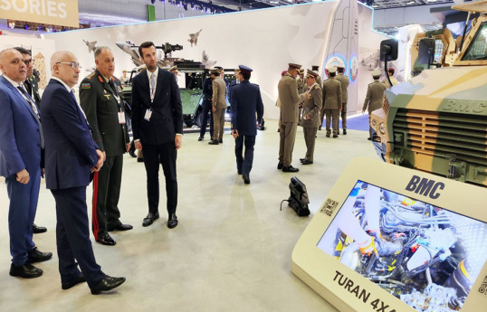 Начальник Генштаба азербайджанской армии участвует в международной выставке и конференции в Катаре