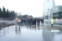 В Азербайджане минутой молчания почтили память шехидов 20 Января-ФОТО 