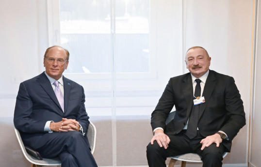 Ильхам Алиев встретился в Давосе с руководителями компаний BlackRock и Global Infrastructure Partners-ФОТО 
