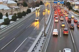 Движение транспорта затруднено из-за гололёда на Аэропортовском шоссе-ФОТО 