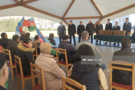 В сёла Бадара и Сеидбейли Ходжалинского района прибыли очередные группы переселенцев, им вручили ключи от домов-ФОТО-ОБНОВЛЕНО-1-ВИДЕО 