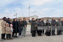 Очередная группа переселенцев прибыла в село Хоровлу Джабраильского района, им вручены ключи от домов-ОБНОВЛЕНО-ВИДЕО 