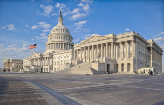 Сенат США отклонил законопроекты, которые предотвратили бы шатдаун в выходные