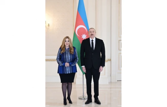 Президент Азербайджана принял верительные грамоты новоназначенного посла Греции