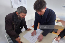 В село Гасанриз Агдеринского района прибыла очередная группа переселенцев, им вручены ключи от домов – ФОТО-ОБНОВЛЕНО 