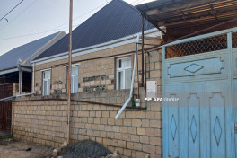 Задержан подозреваемый в убийстве матери и нанесении ножевых ранений жене в Геранбое -ФОТО 