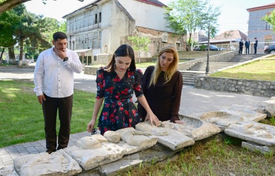 Лейла Алиева ознакомилась с работами, проводимыми в парке имени Мухаммеда Физули в городе Шеки