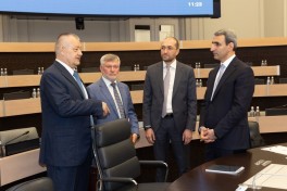 Руководство АЖД обсудило с РФ и Ираном развитие сотрудничества, подписан протокол