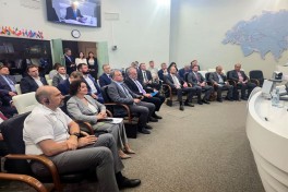 Руководство АЖД обсудило с РФ и Ираном развитие сотрудничества, подписан протокол